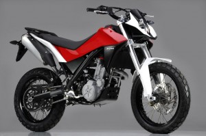 2013 Husqvarna Concept Strada_2