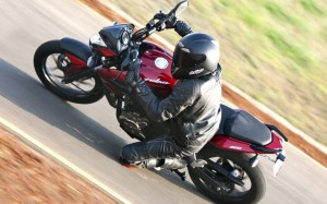 2012 Bajaj Pulsar 200NS_1