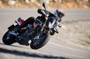 2012 Aprilia Dorsoduro 1200_4