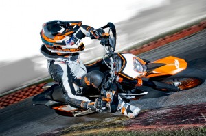 2012 KTM 690 SMC R_1