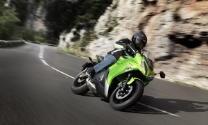 2012 Kawasaki Ninja 650R Review_1