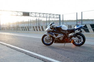 2013 BMW HP4 Officially Revealed_8