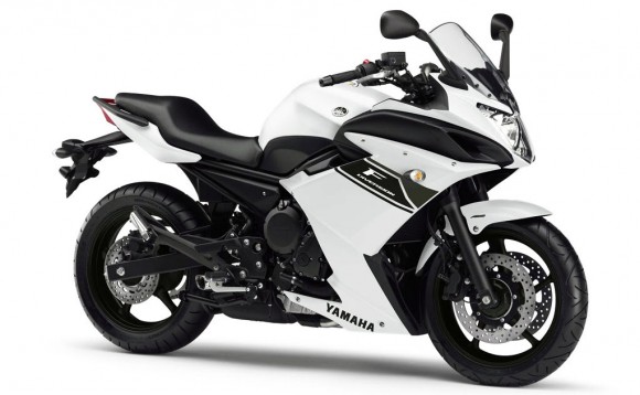 2013 Yamaha XJ6 Diversion F_3