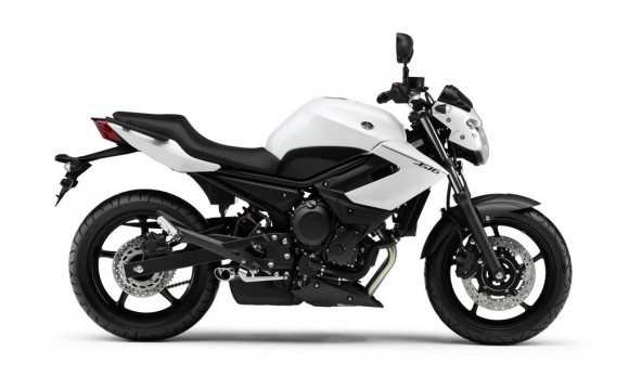 2013 Yamaha XJ6_9