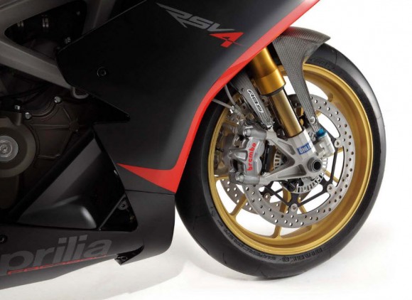 2013 Aprilia RSV4_4