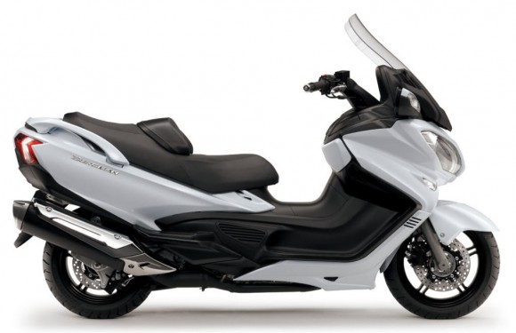 2013 Suzuki Burgman 650 Executive_10