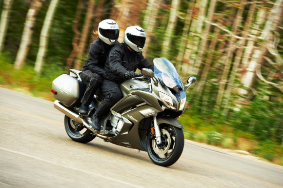 2013 Yamaha FJR1300A_2