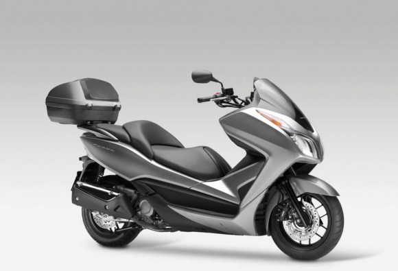 2013 Honda NSS300 Forza Scooter_1
