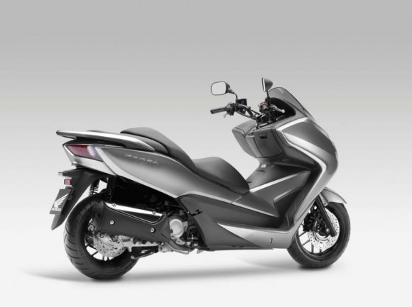 2013 Honda NSS300 Forza Scooter_13