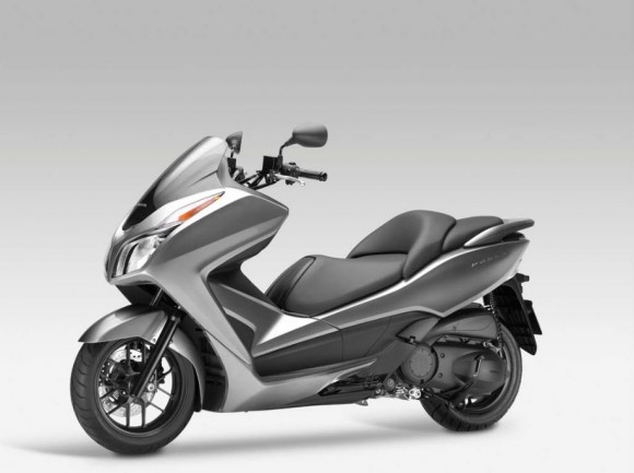 2013 Honda NSS300 Forza Scooter_14