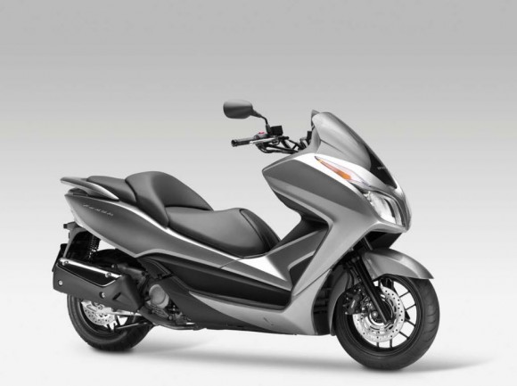 2013 Honda NSS300 Forza Scooter_15