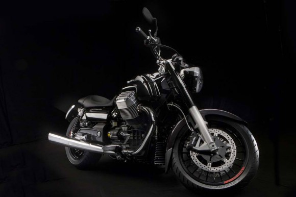 2013 Moto Guzzi California 1400 Custom_37