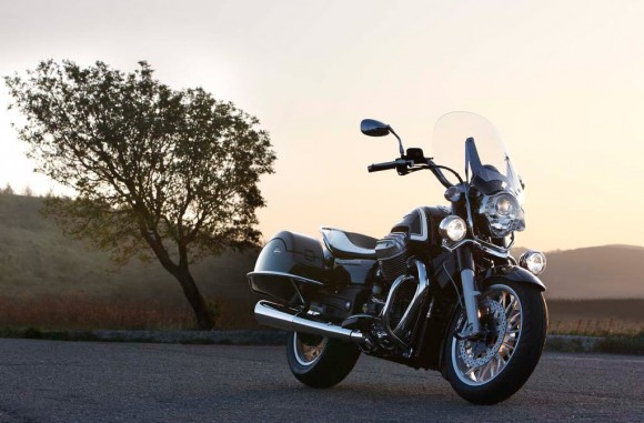 2013 Moto Guzzi California 1400 Touring_3