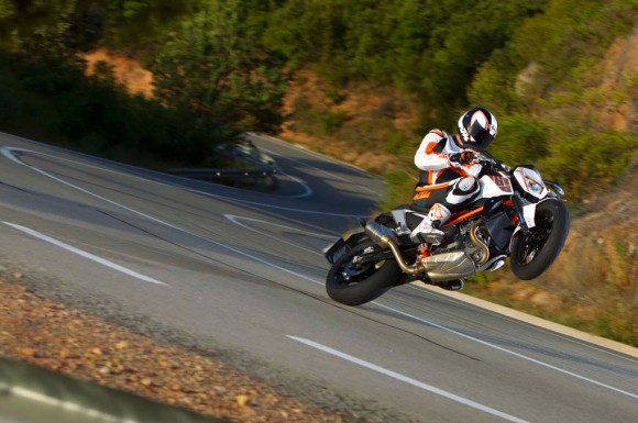 More Pictures of 2013 KTM 690 Duke R_12