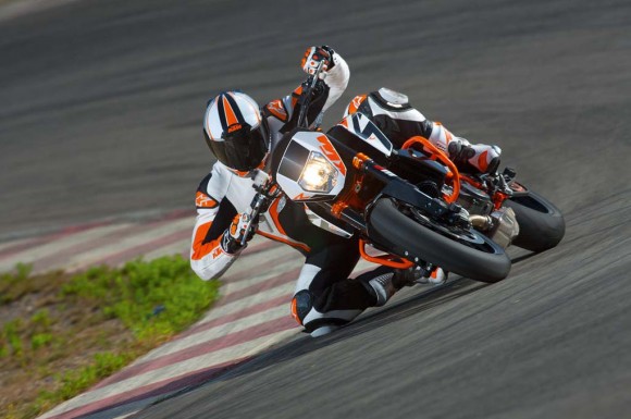 More Pictures of 2013 KTM 690 Duke R_7