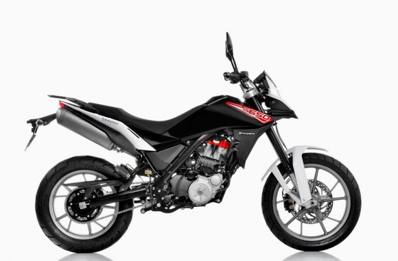2013 Husqvarna TR650 Strada Australia_1