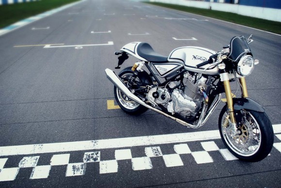 2013 Norton Commando 961 Lineup Finally Gets CARB Approval_11