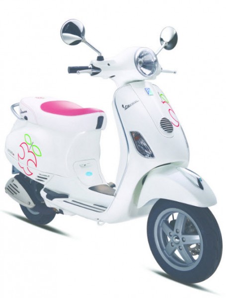 2013 Vespa LX 150 Apple Edition Unveiled in Malaysia_4