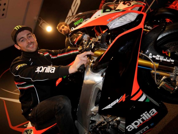 Aprilia 2013 WSBK Campaign_40