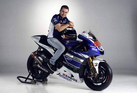 Yamaha 2013 MotoGP Livery Revealed - Jorge Lorenzo_3