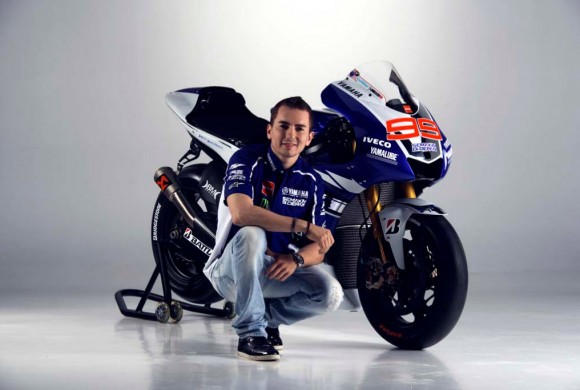 Yamaha 2013 MotoGP Livery Revealed - Jorge Lorenzo_4