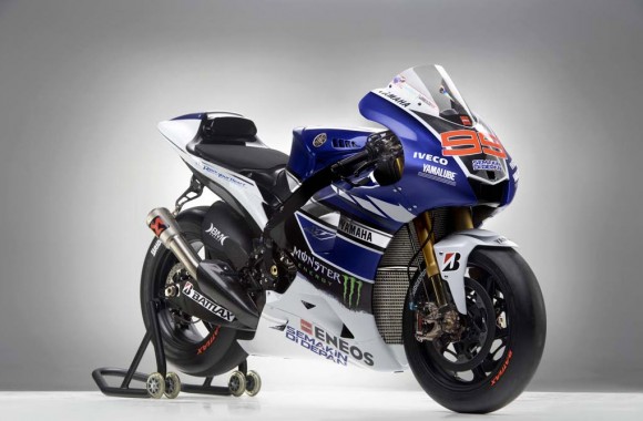 Yamaha 2013 MotoGP Livery Revealed - Jorge Lorenzo_9