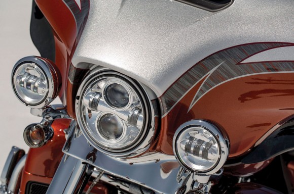 2014 Harley-Davidson CVO Limited Headlight