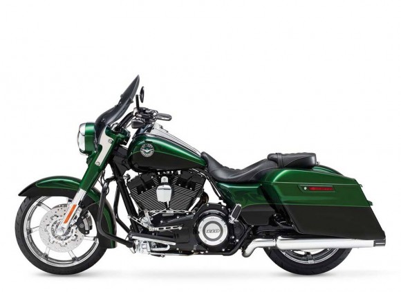 2014 Harley-Davidson CVO Road King_1