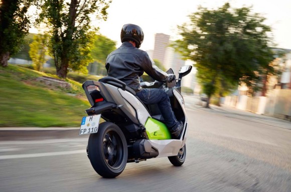 2014 BMW C evolution Electric Scooter In Action_7