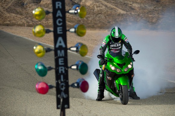 2014 Kawasaki ZX-14R_2