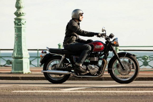 2014 Triumph Bonneville T100_1