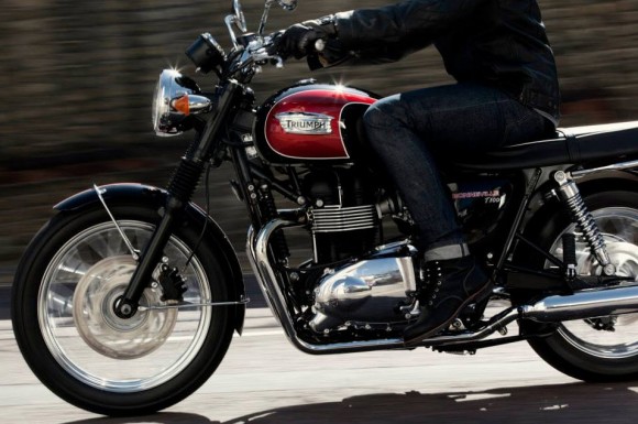 2014 Triumph Bonneville T100_7