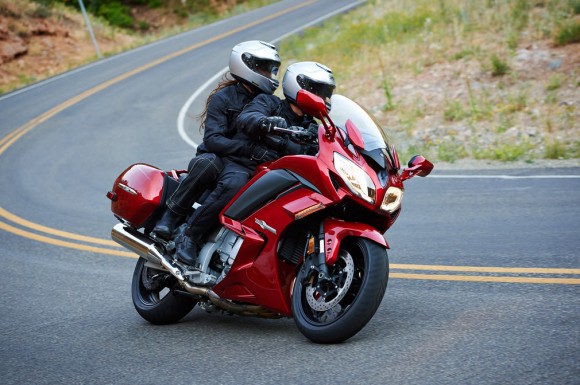 2014 Yamaha FJR1300_11