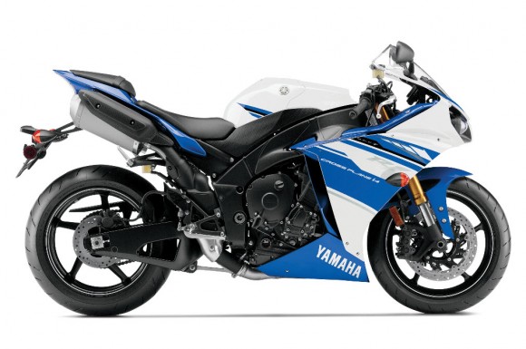 2014 Yamaha YZF-R1 Team Yamaha Blue and White_2