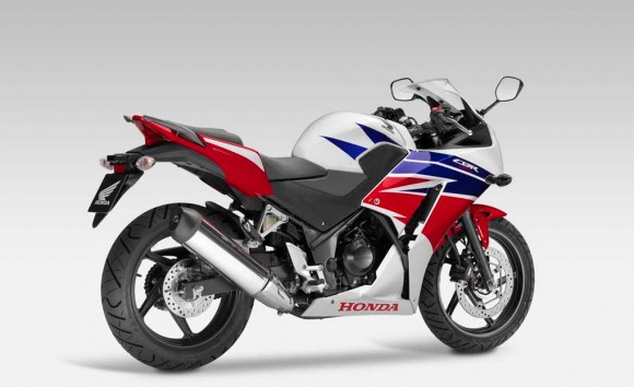 2014 Honda CBR300R_2