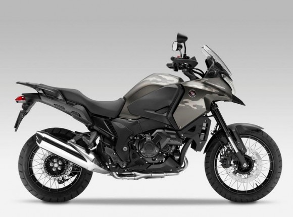 2014 Honda Crosstourer Gets New Paint Schemes_1