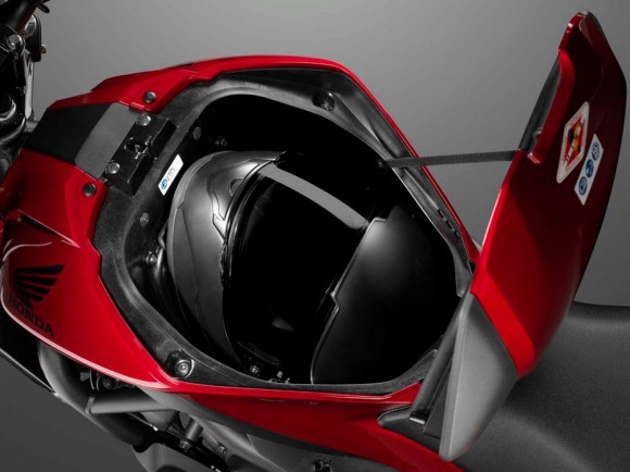 2014 Honda NC750S Storage