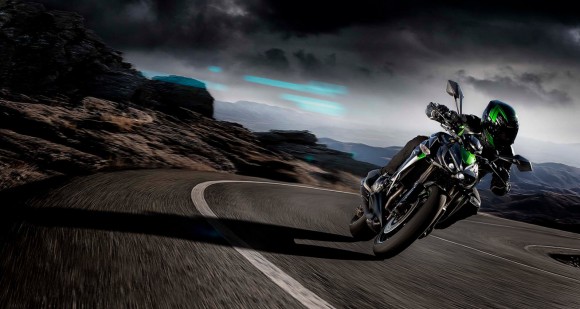 2014 Kawasaki Z1000 In Action