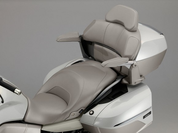 2014 BMW K1600 GTL Exclusive Pasenger Seat