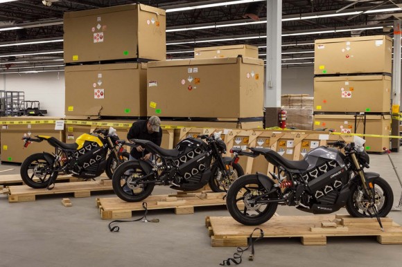 2014 Brammo Empulse and Empulse R_1