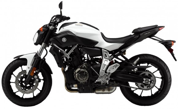 2015 Yamaha FZ-07 Bluish White_1