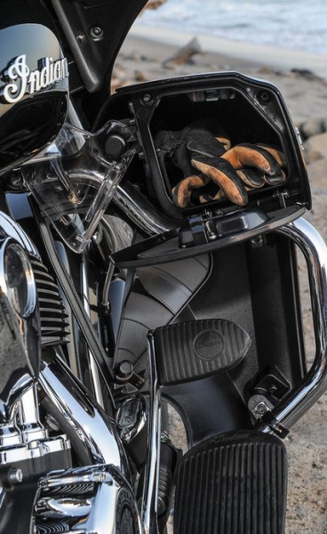 2015 Indian Roadmaster_18