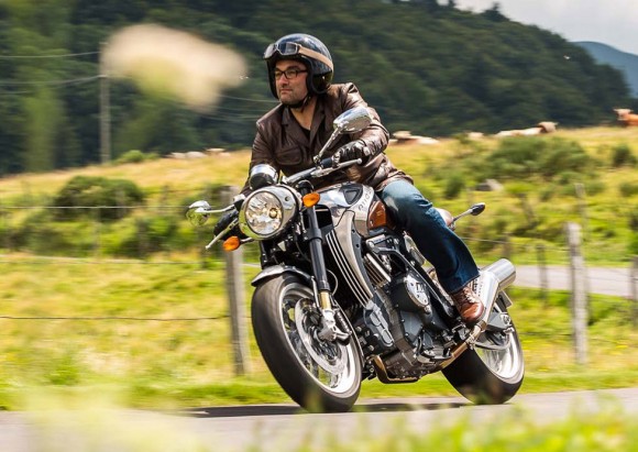 2016 Midual Type 1 Prototype On the Road