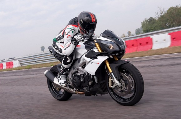 2015 Aprilia Tuono V4 R Matte White_1