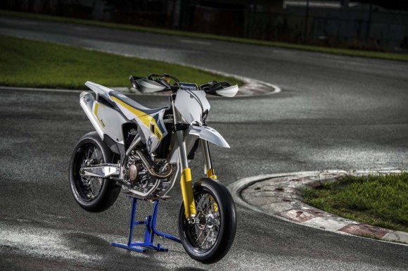 2015 Husqvarna FS 450 Supermoto In Action_16