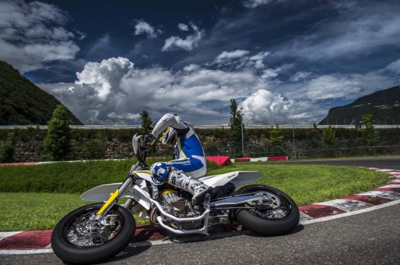 2015 Husqvarna FS 450 Supermoto In Action_5