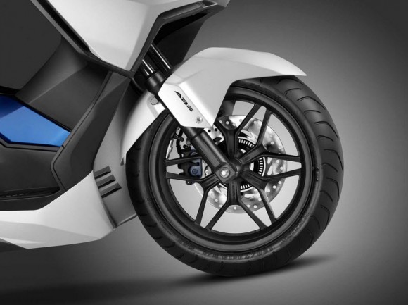 2015 Honda Forza 125 Front Wheel