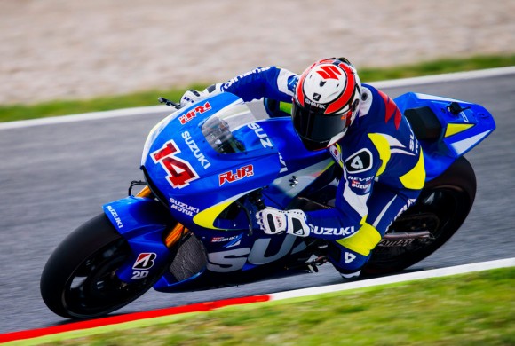 2015 Suzuki GSX-RR Unveiled At Motegi by Kevin Schwantz_8