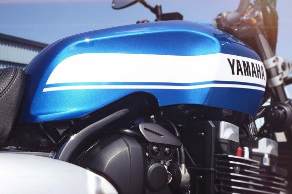 2015 Yamaha XJR1300 Graphic