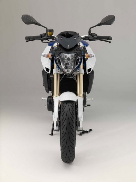 2015 BMW F800R Front